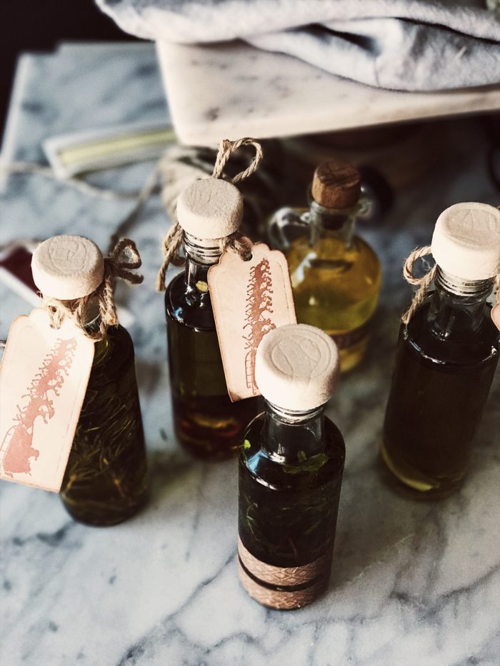 How to infuse olive oil and my 5 favorite olive oil recipes. Get the step by step guide for infusing oil with herbs and more Italian DIY infused oils on Gourmet Project, a Rome based Italian food blog.