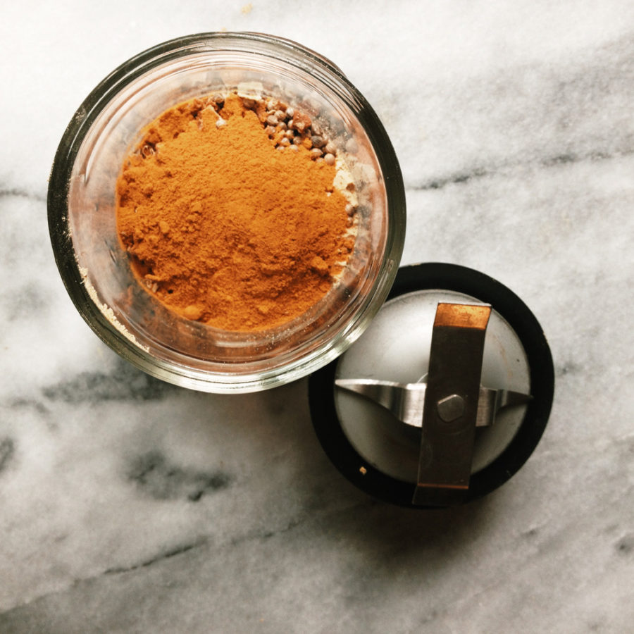 homemade curry powder by gourmet project